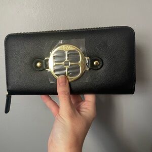 IMAN Elegant Black Wallet with Gold Details